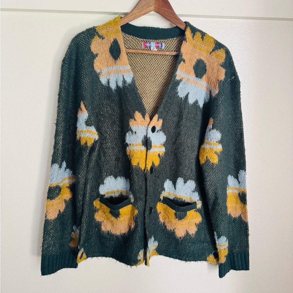 Urban Outfitters Women’s Small Green Oversized Floral Cardigan - Picture 2 of 11